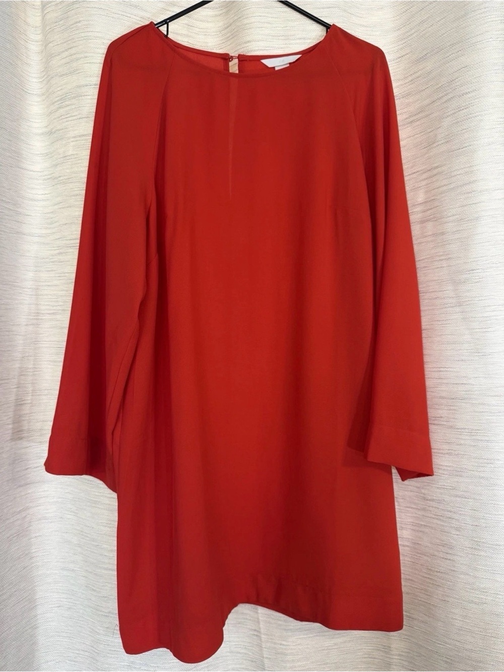 H&M Women’s Red Solid Shift Dress Round Neck Long Sleeve Size L